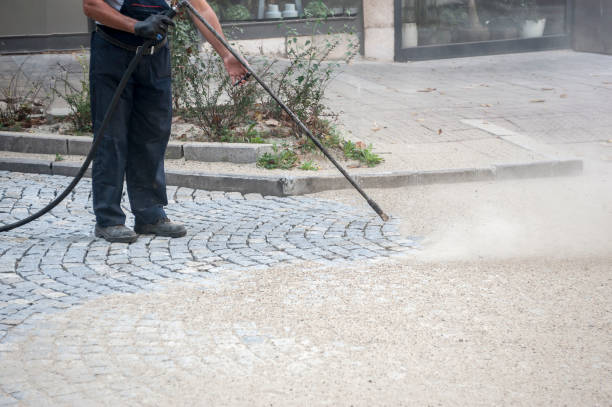 Post-Construction Pressure Washing in Farmersville, CA