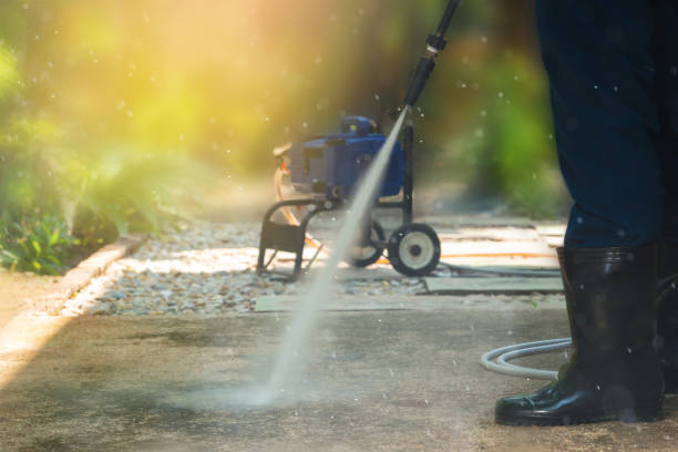 Best Patio and Deck Pressure Washing  in Farmersville, CA